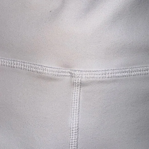 ALO Yoga EPIC White Mesh Panel Leggings size Small - Picture 12 of 14